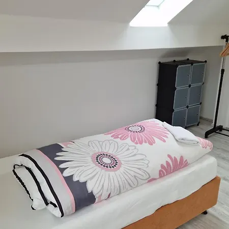 Schoene Maisonette Fuer Monteure In