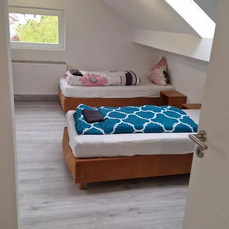 Apartment Schoene Maisonette Fuer Monteure In *